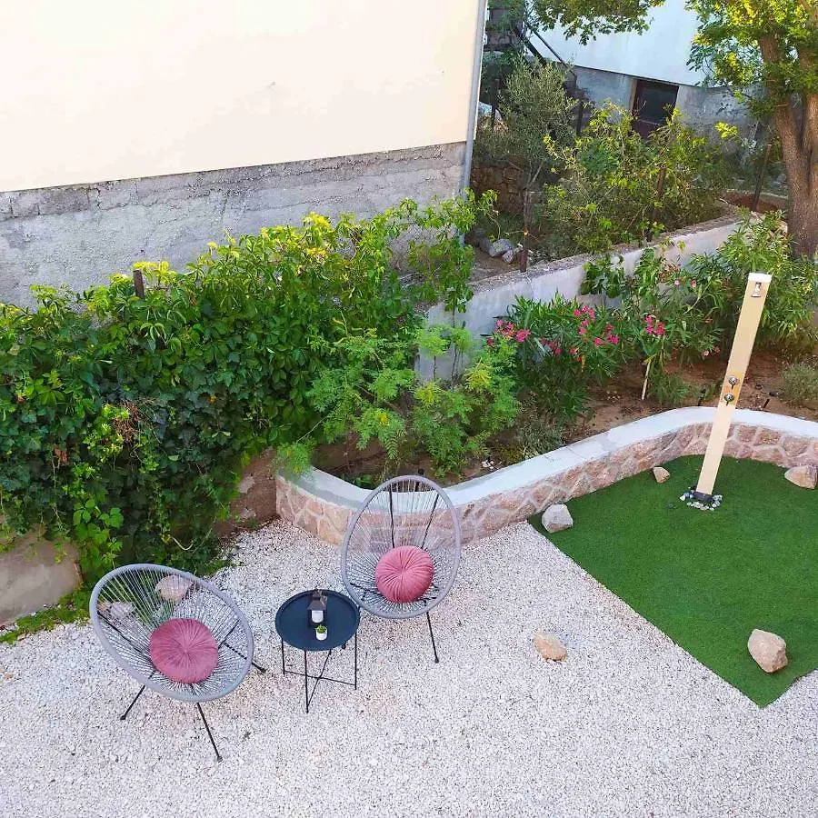 Apartmani Manita Paklenica Seline 0*,